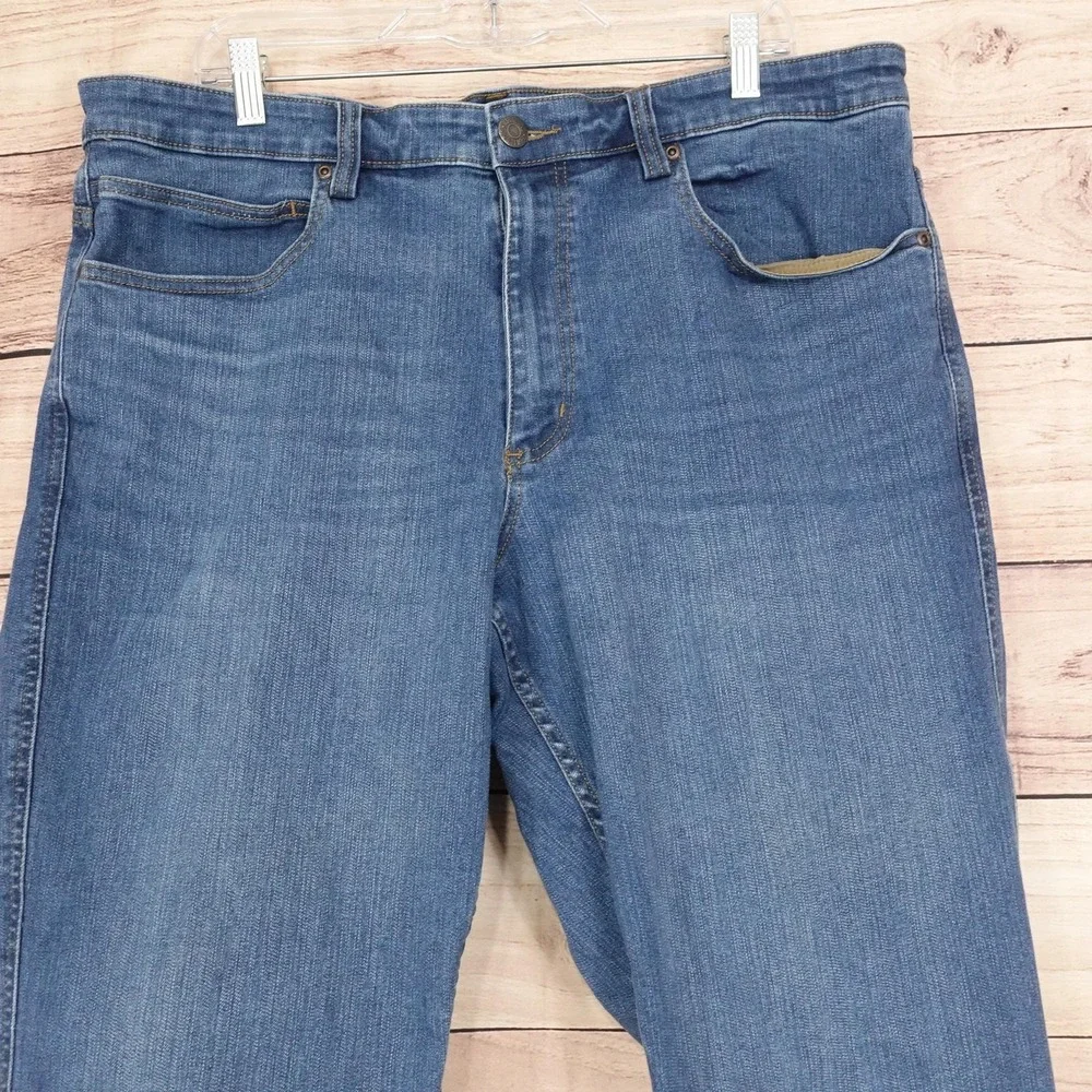 Kirkland Signature Jeans Mens 38x29 Blue Medium Wash Straight Stretch Denim